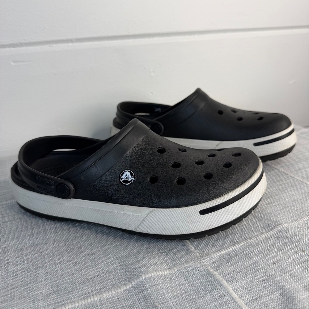 CROCS Unisex Crocband Womens 10 Mens 8 Black White‎
